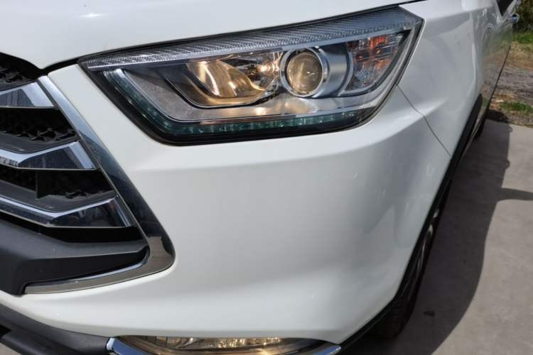 Used JAC Group Refine S3 2016 1.5L Manual Luxury Smart Version Left Front Headlight