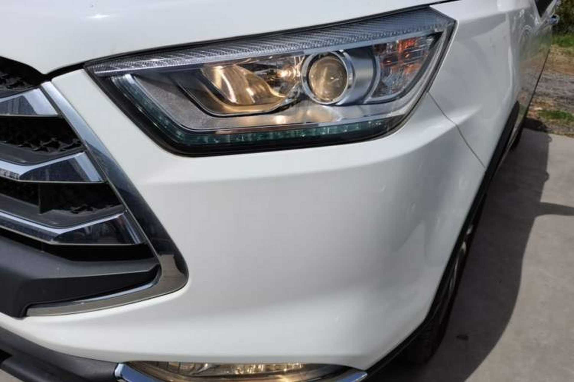 Used JAC Group Refine S3 2016 1.5L Manual Luxury Smart Version Left Front Headlight