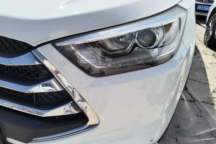 Used JAC Group Refine S3 2016 1.5L Manual Luxury Smart Version Left Front Headlight
