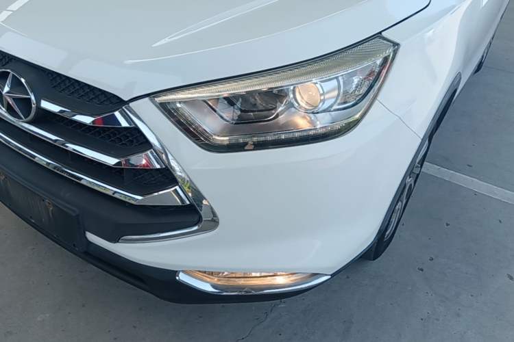 Used JAC Group Refine S3 2016 1.5L CVT Luxury Smart Version Left Front Headlight