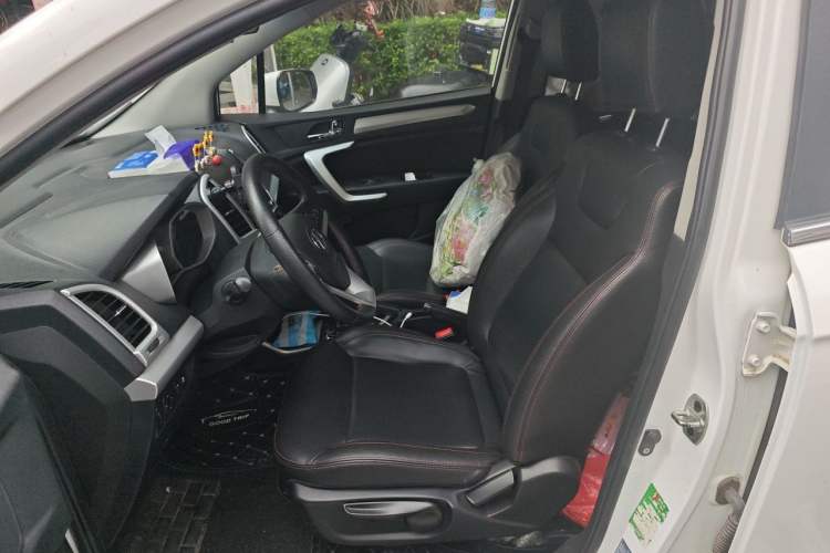 Used JAC Group Refine S3 2016 1.5L CVT Luxury Smart Version Left Front Seat