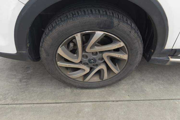 Used JAC Group Refine S3 2016 1.5L Manual Luxury Smart Version Left Front Wheel Hub