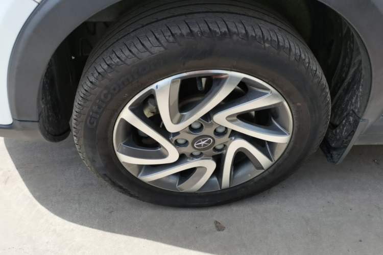 Used JAC Group Refine S3 2016 1.5L Manual Luxury Smart Version Left Front Wheel Hub