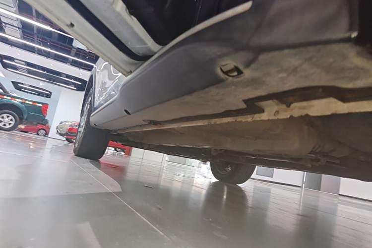 Used JAC Group Refine S3 2016 1.5L CVT Luxury Smart Premium Edition Left Side Sill