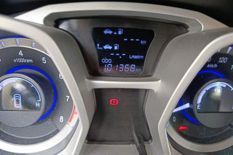 Used JAC Group Refine S3 2016 1.5L Manual Luxury Smart Version Odometer Close Up