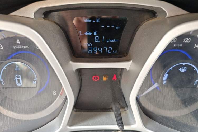 Used JAC Group Refine S3 2016 1.5L Manual Luxury Smart Version Odometer Close Up