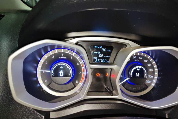Used JAC Group Refine S3 2016 1.5L CVT Luxury Smart Premium Edition Odometer Close Up