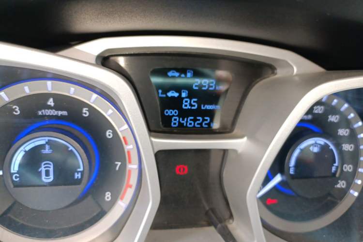 Used JAC Group Refine S3 2016 1.5L Manual Luxury Smart Version Odometer Close Up