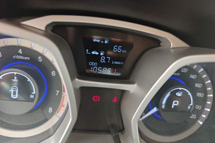 Used JAC Group Refine S3 2016 1.5L CVT Luxury Smart Version Odometer Close Up