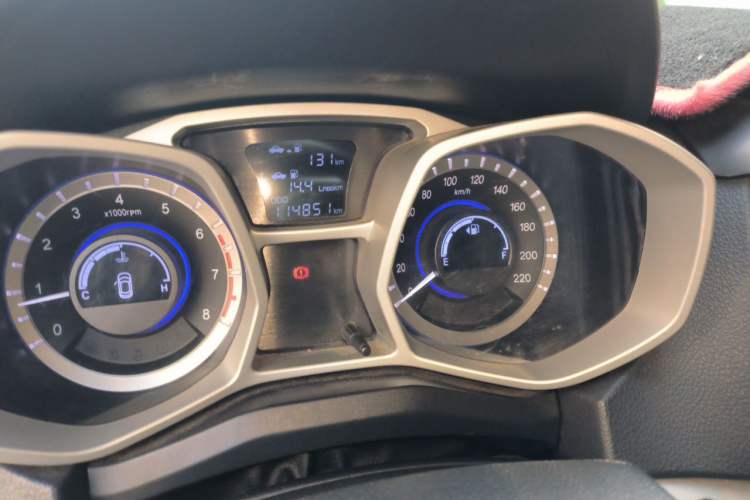 Used JAC Group Refine S3 2016 1.5L Manual Luxury Smart Version Odometer Close Up