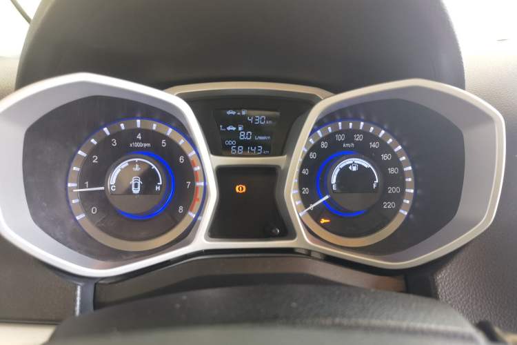 Used JAC Group Refine S3 2016 1.5L Manual Luxury Smart Version Odometer Close Up