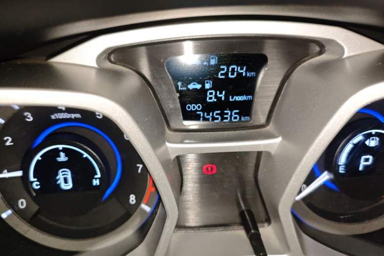 Used JAC Group Refine S3 2016 1.5L CVT Luxury Smart Version Odometer Close Up