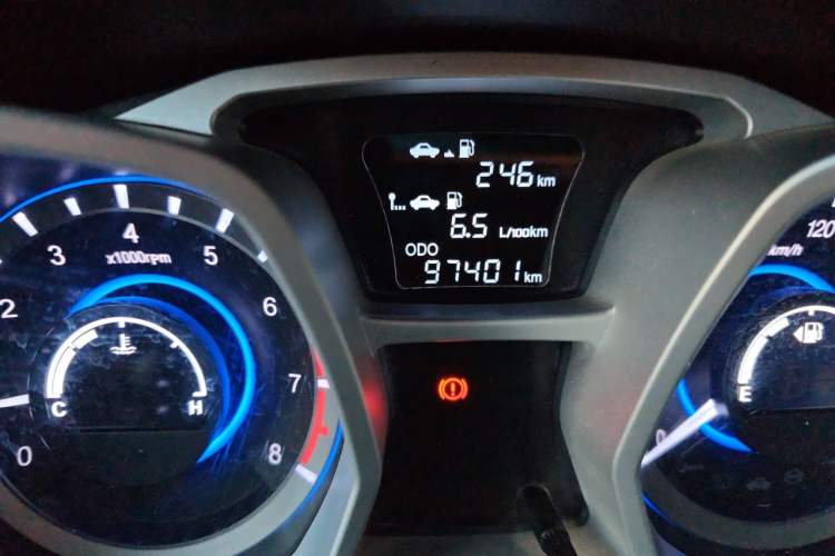 Used JAC Group Refine S3 2016 1.5L Manual Luxury Smart Version Odometer Close Up