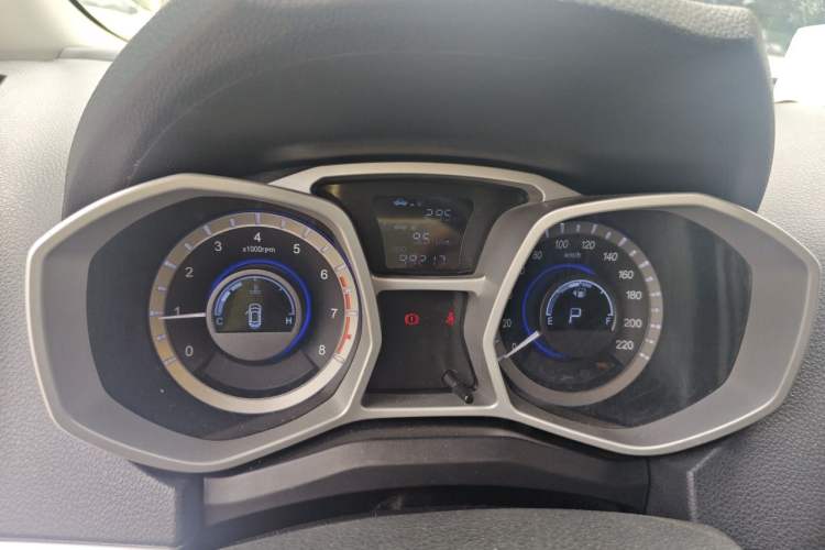 Used JAC Group Refine S3 2016 1.5L CVT Luxury Smart Version Odometer Close Up
