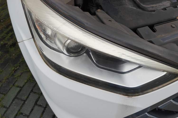 Used JAC Group Refine S3 2016 1.5L Manual Luxury Smart Version Right Front Headlight