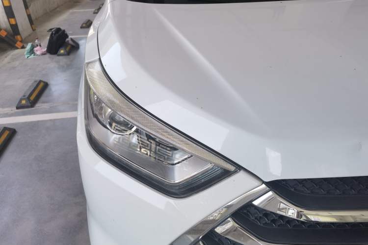 Used JAC Group Refine S3 2016 1.5L Manual Luxury Smart Version Right Front Headlight