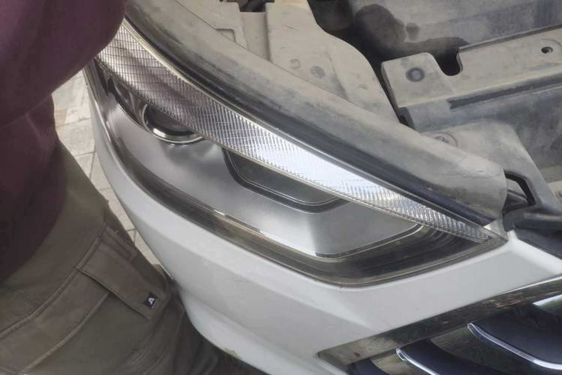 Used JAC Group Refine S3 2016 1.5L Manual Luxury Smart Version Right Front Headlight