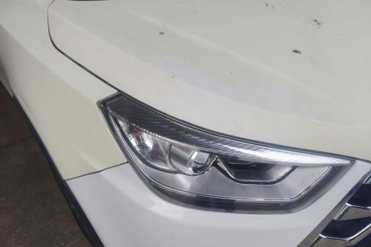 Used JAC Group Refine S3 2016 1.5L Manual Luxury Smart Version Right Front Headlight