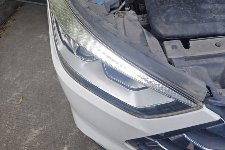 Used JAC Group Refine S3 2016 1.5L CVT Luxury Smart Version Right Front Headlight