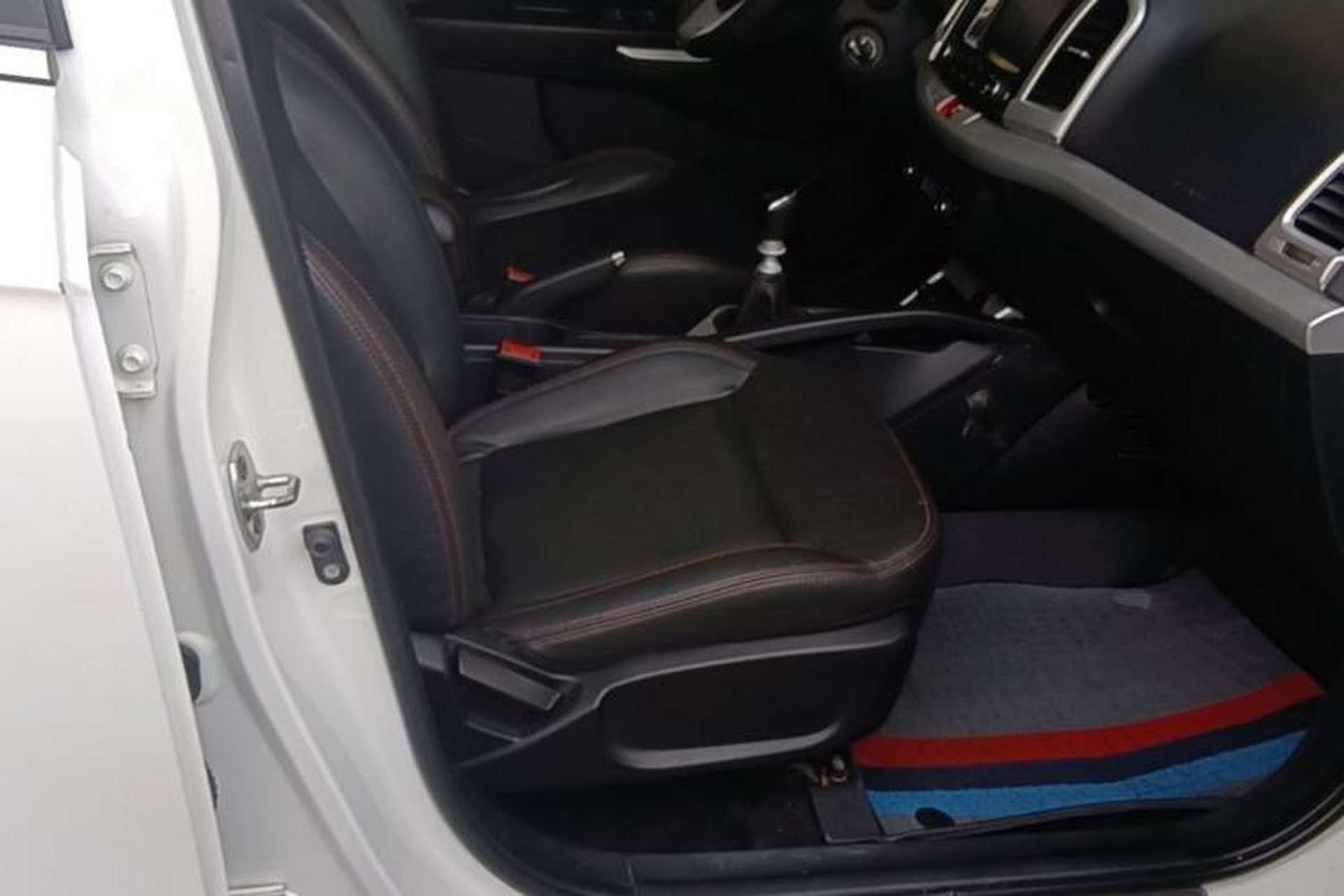 Used JAC Group Refine S3 2016 1.5L Manual Luxury Smart Version Right Front Seat