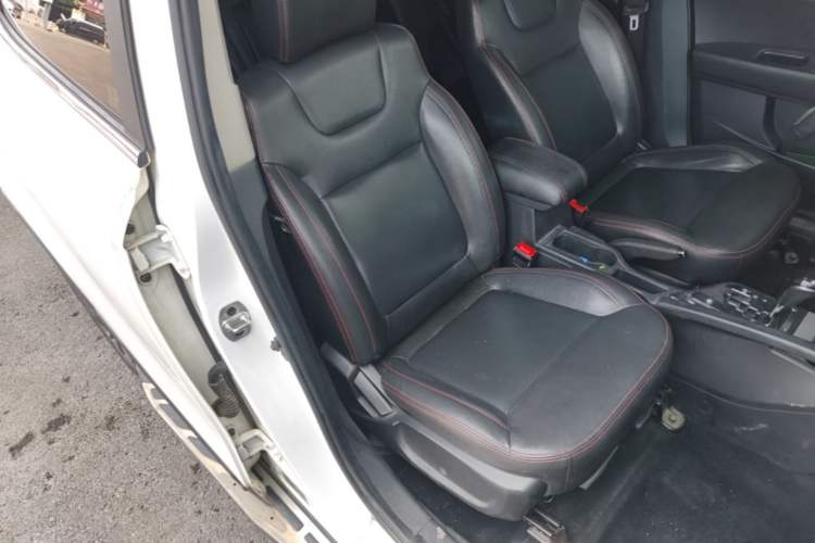 Used JAC Group Refine S3 2016 1.5L CVT Luxury Smart Version Right Front Seat