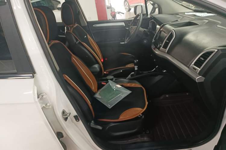 Used JAC Group Refine S3 2016 1.5L Manual Luxury Smart Version Right Front Seat