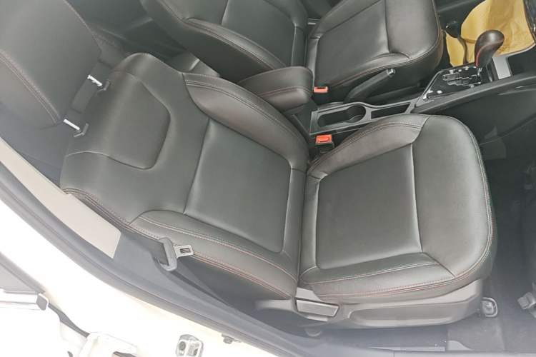 Used JAC Group Refine S3 2016 1.5L CVT Luxury Smart Version Right Front Seat
