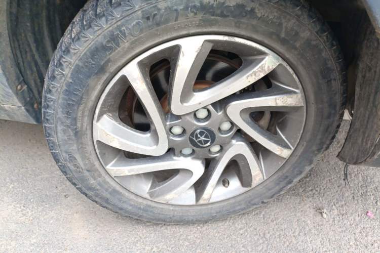 Used JAC Group Refine S3 2016 1.5L Manual Luxury Smart Version Right Front Wheel Hub