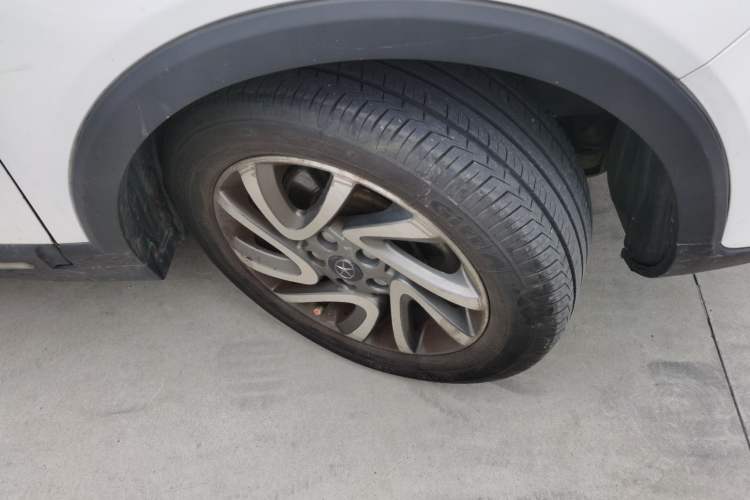 Used JAC Group Refine S3 2016 1.5L Manual Luxury Smart Premium Edition Right Front Wheel Hub
