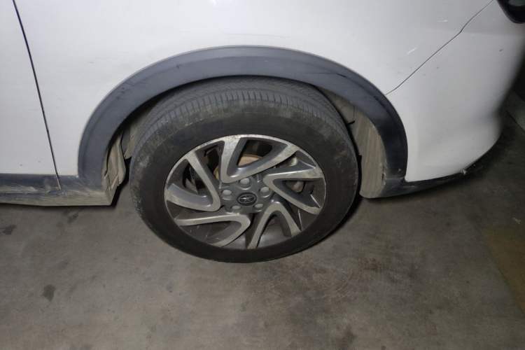 Used JAC Group Refine S3 2016 1.5L Manual Luxury Smart Premium Edition Right Front Wheel Hub