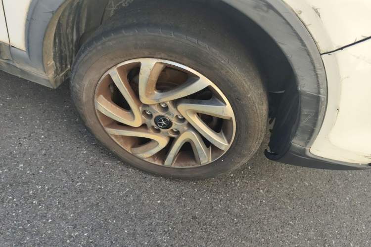 Used JAC Group Refine S3 2016 1.5L Manual Luxury Model Right Front Wheel Hub