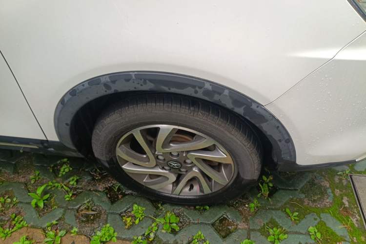 Used JAC Group Refine S3 2016 1.5L CVT Luxury Smart Version Right Front Wheel Hub