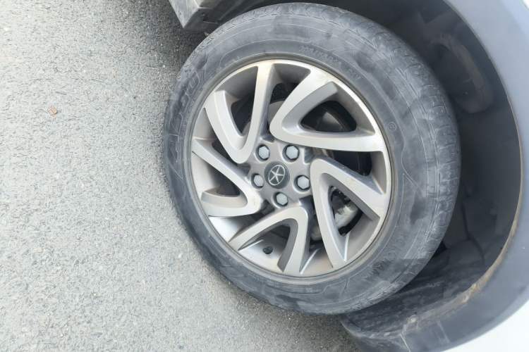 Used JAC Group Refine S3 2016 1.5L CVT Luxury Smart Version Right Front Wheel Hub