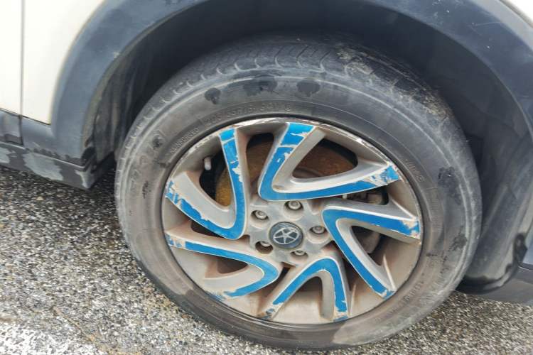 Used JAC Group Refine S3 2016 1.5L CVT Luxury Model Right Front Wheel Hub