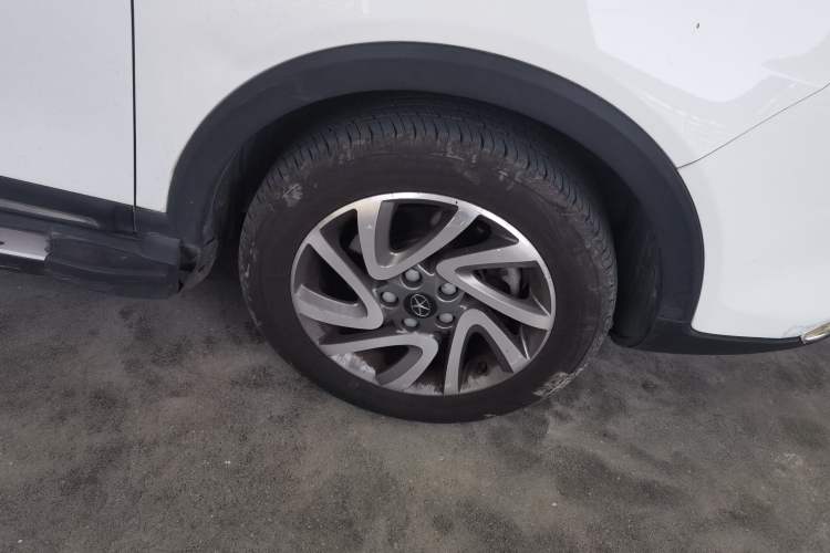 Used JAC Group Refine S3 2016 1.5L Manual Luxury Smart Version Right Front Wheel Hub
