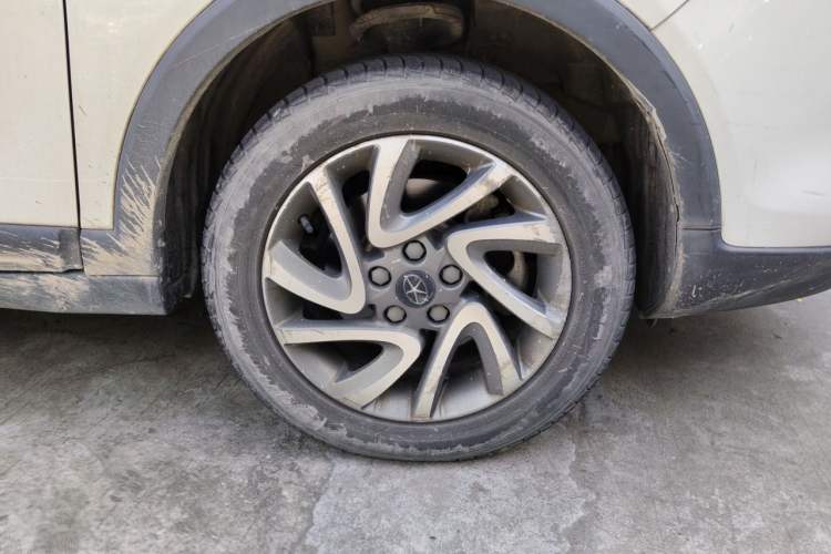 Used JAC Group Refine S3 2016 1.5L Manual Luxury Smart Version Right Front Wheel Hub