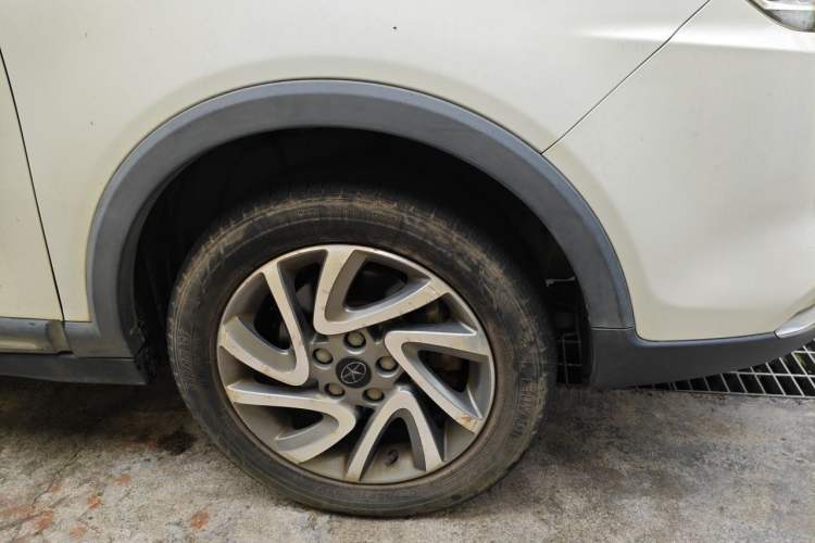 Used JAC Group Refine S3 2016 1.5L Manual Luxury Smart Version Right Front Wheel Hub