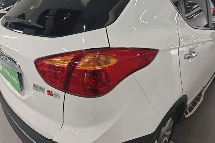 Used JAC Group Refine S3 2016 1.5L CVT Luxury Smart Premium Edition Right Rear Taillight