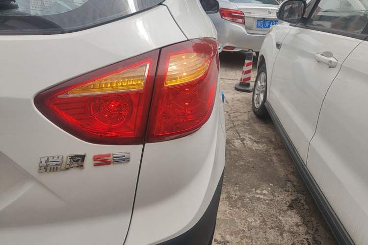 Used JAC Group Refine S3 2016 1.5L CVT Luxury Smart Version Right Rear Taillight