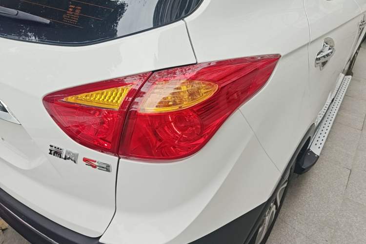 Used JAC Group Refine S3 2016 1.5L CVT Luxury Smart Version Right Rear Taillight