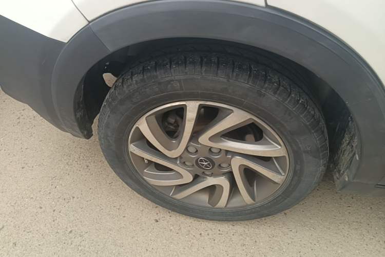Used JAC Group Refine S3 2016 1.5L CVT Luxury Smart Version Right Rear Wheel Hub