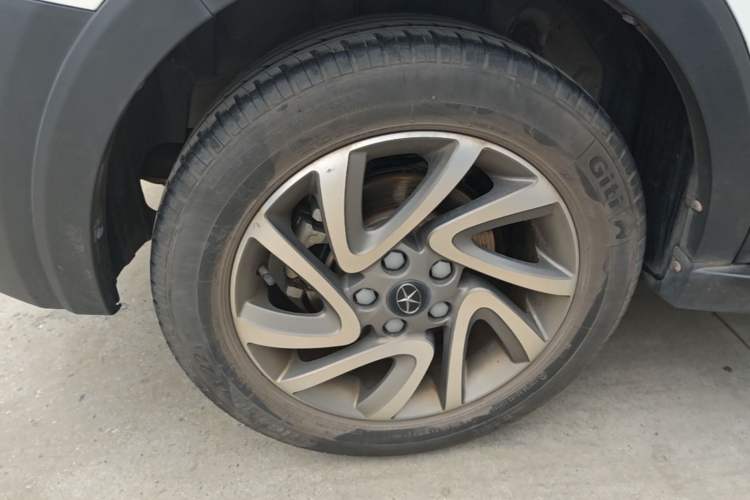Used JAC Group Refine S3 2016 1.5L Manual Luxury Smart Version Right Rear Wheel Hub