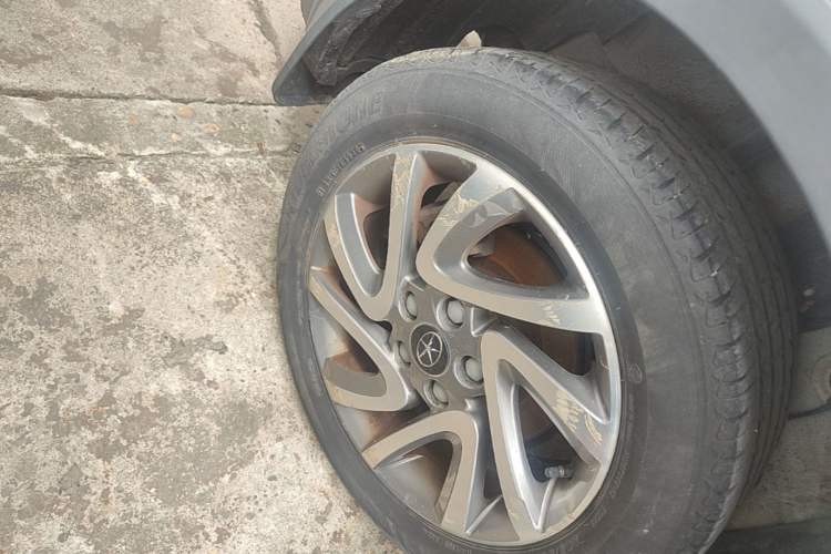 Used JAC Group Refine S3 2016 1.5L CVT Luxury Smart Version Right Rear Wheel Hub