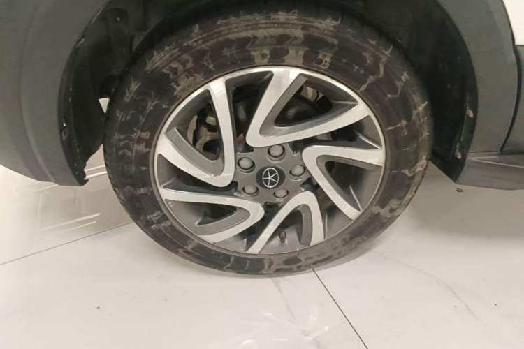 Used JAC Group Refine S3 2016 1.5L Manual Luxury Smart Version Right Rear Wheel Hub