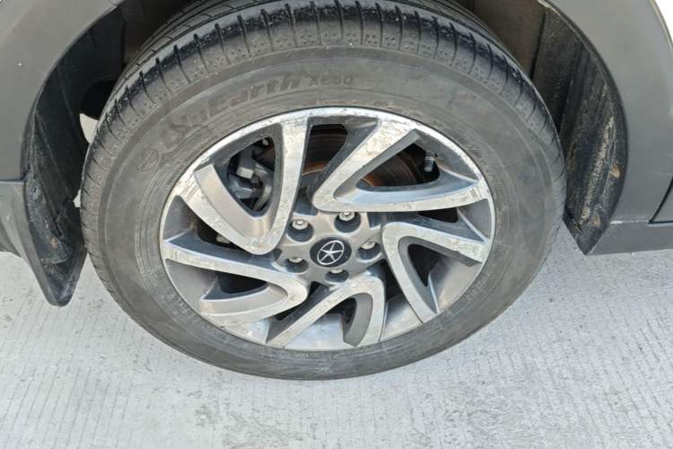 Used JAC Group Refine S3 2016 1.5L Manual Luxury Smart Version Right Rear Wheel Hub