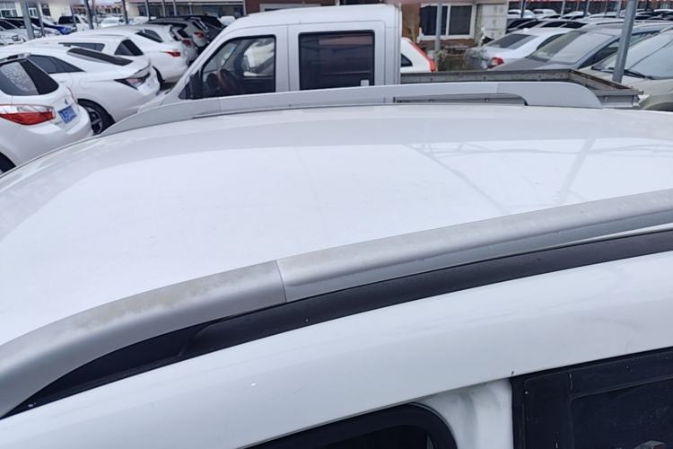 Used JAC Group Refine S3 2016 1.5L Manual Luxury Model Roof