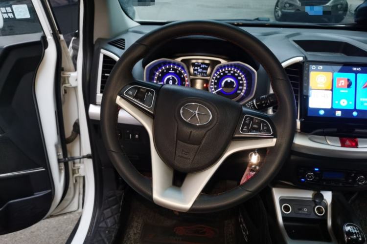 Used JAC Group Refine S3 2016 1.5L Manual Luxury Smart Version Steering Wheel