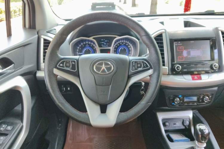 Used JAC Group Refine S3 2016 1.5L Manual Luxury Smart Version Steering Wheel