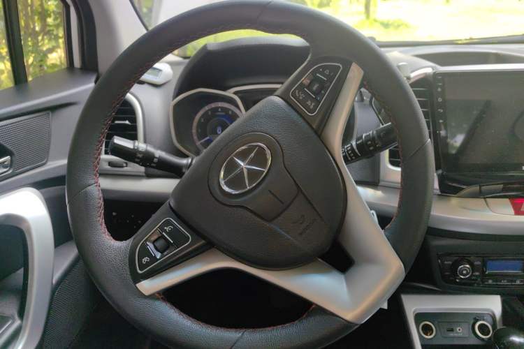 Used JAC Group Refine S3 2016 1.5L CVT Luxury Smart Version Steering Wheel