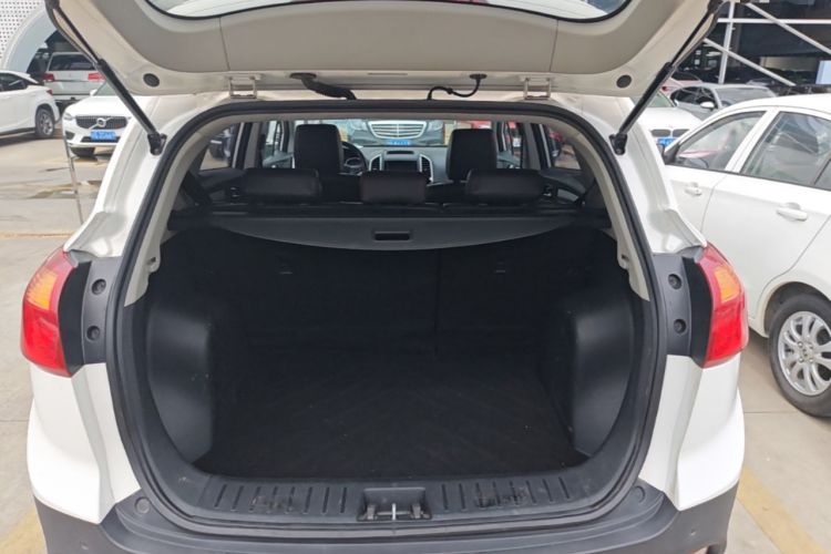 Used JAC Group Refine S3 2016 1.5L Manual Luxury Smart Version Trunk